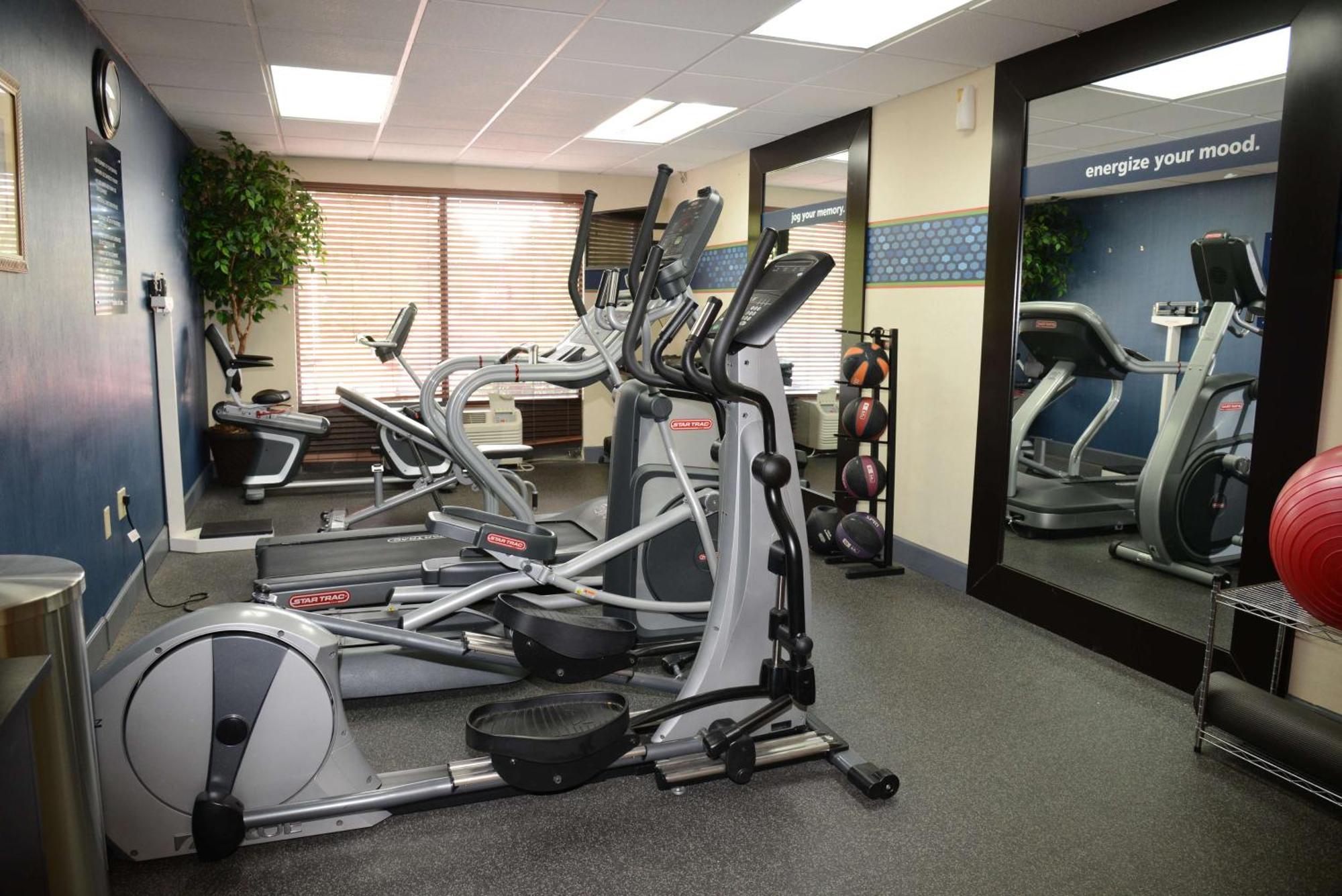 Hampton Inn Americus Bagian luar foto